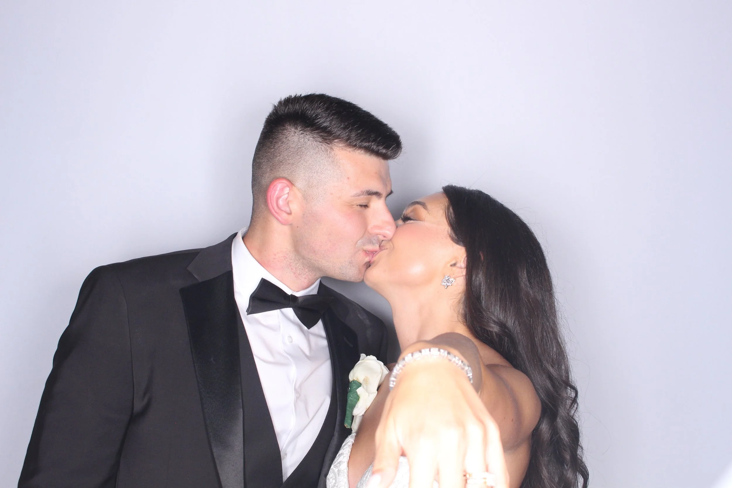 Wedding Photo Booth | JJ Pixx